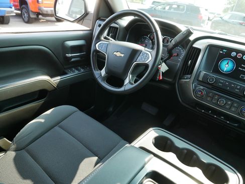 Used 2019 Chevrolet Silverado 1500 LT w/ All Star Edition AWD/4WD image 9