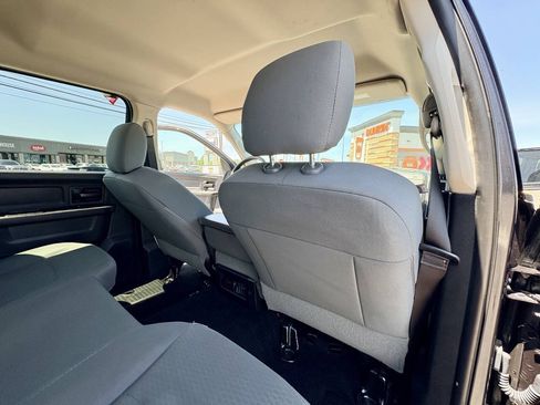 Used 2016 RAM 1500 Express AWD/4WD image 29