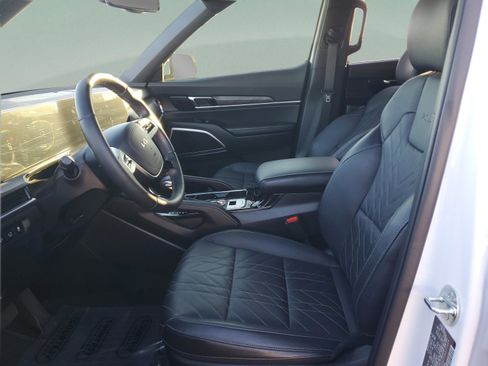 Certified 2025 Kia Telluride EX X-Line image 19