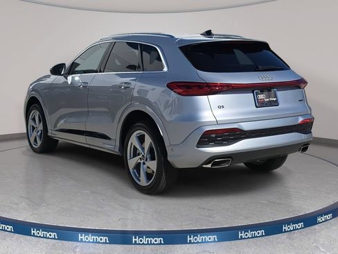 Used 2025 Audi Q5 Premium w/ Premium Plus AWD/4WD image 7