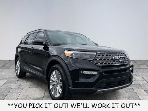 Used 2020 Ford Explorer Limited image 1