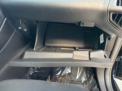 Used 2016 Ford Focus SE FWD image 34