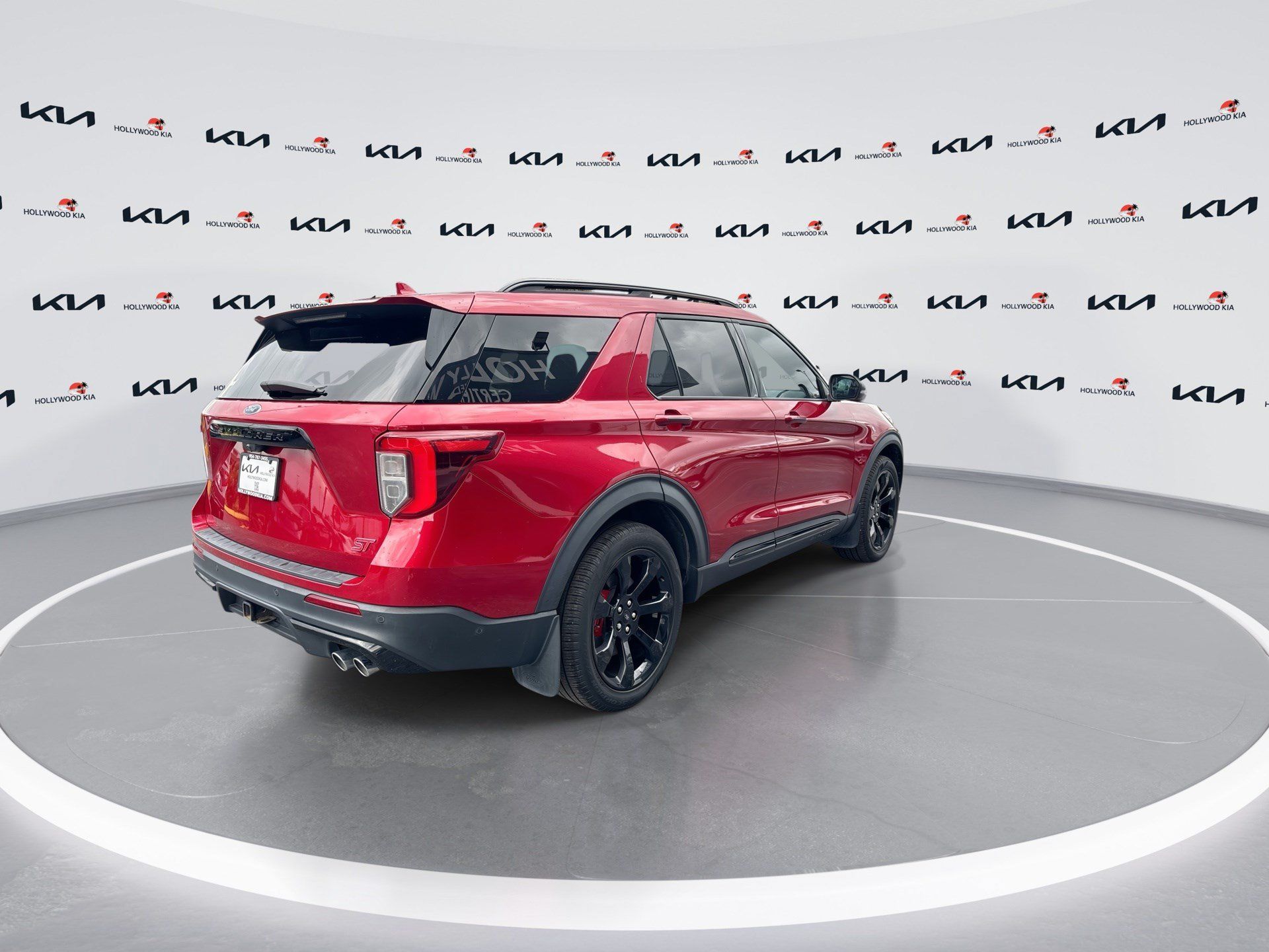 Used 2020 Ford Explorer ST w/ ST Street Pack AWD/4WD image 8