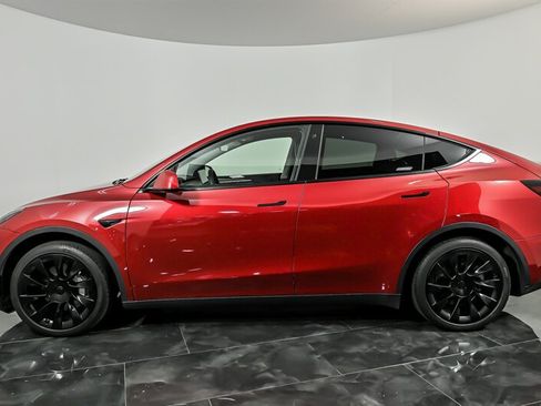 Used 2023 Tesla Model Y Long Range AWD/4WD image 6
