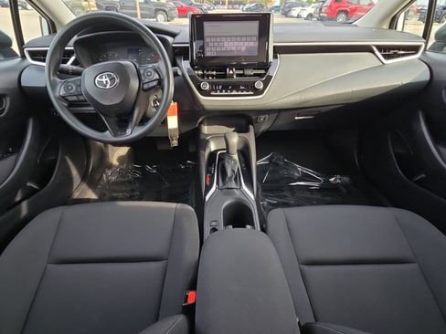 Used 2024 Toyota Corolla LE FWD image 12