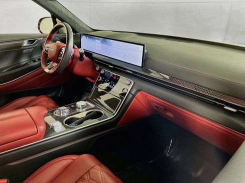 Used 2025 Genesis GV80 3.5T e-SC AWD/4WD image 29