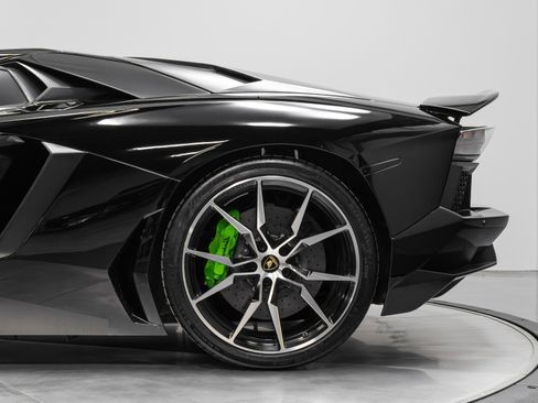Used 2015 Lamborghini Aventador LP 700-4 image 29