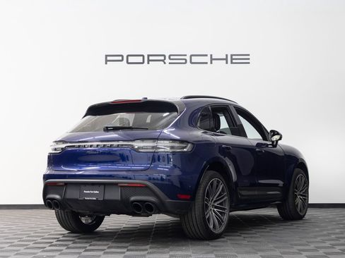Certified 2025 Porsche Macan Turbo image 7
