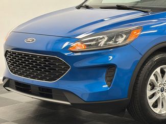 Used 2021 Ford Escape SE video 2