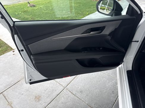 Used 2025 Toyota Camry LE image 13