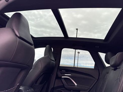 Used 2025 Audi SQ5 Premium Plus image 23