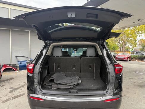 Used 2020 Buick Enclave Essence image 28