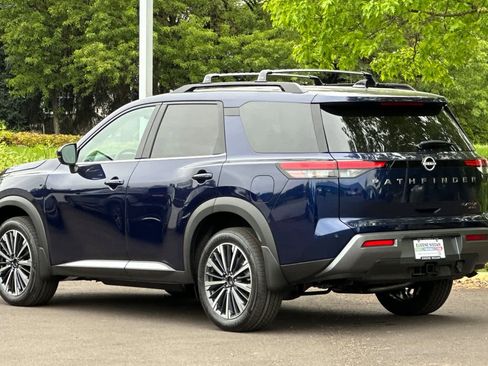 New 2026 Nissan Pathfinder Platinum AWD/4WD image 6