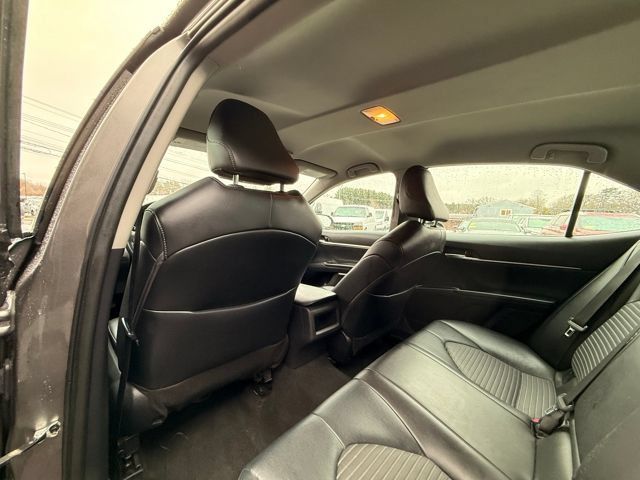 Used 2023 Toyota Camry SE FWD image 17