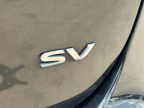 Used 2020 Nissan Rogue Sport SV FWD image 13