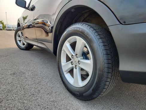 Used 2013 Toyota RAV4 XLE AWD/4WD image 17