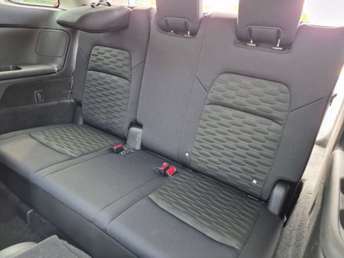 Used 2025 Nissan Pathfinder SV w/ SV Premium Package FWD image 23