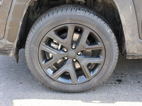 Used 2022 Jeep Renegade Altitude image 9