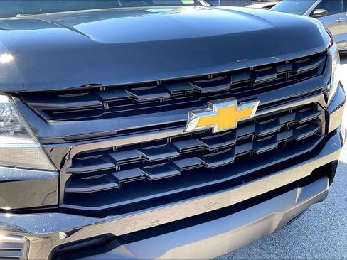 Used 2022 Chevrolet Colorado LT w/ Fleet Safety Package image 35