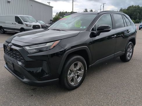 Used 2025 Toyota RAV4 XLE w/ Convenience Package AWD/4WD image 2