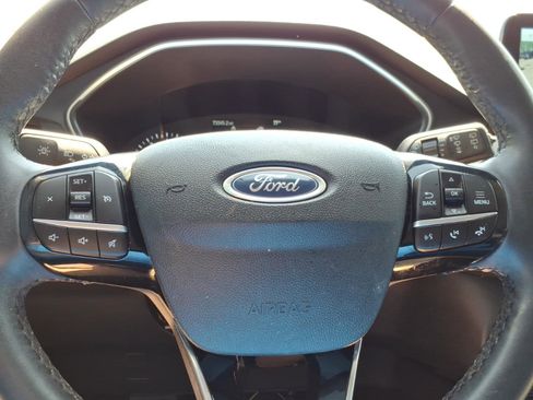 Used 2022 Ford Escape SE w/ SE Sport Appearance Package AWD/4WD image 23