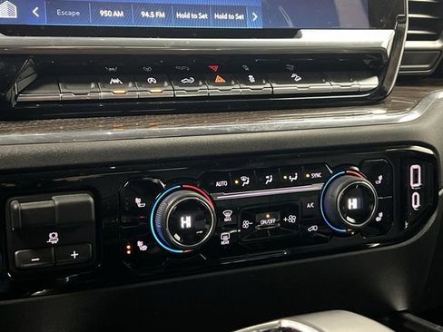 Certified 2023 Chevrolet Silverado 1500 RST w/ Convenience Package II image 18