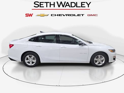 Used 2022 Chevrolet Malibu LS image 8
