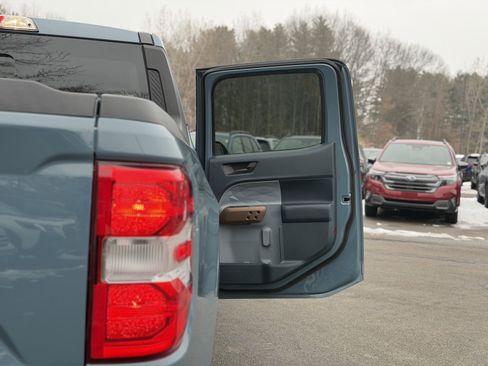 Used 2023 Ford Maverick Lariat w/ Lariat Luxury Package image 37