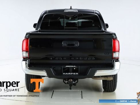 Used 2022 Toyota Tacoma SR5 image 44