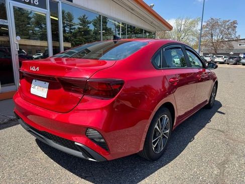 Used 2023 Kia Forte LXS FWD image 6