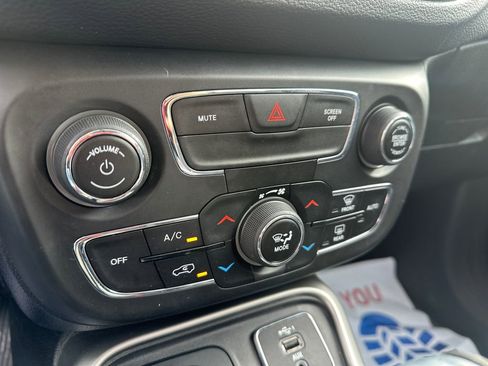 Used 2021 Jeep Compass Latitude w/ Convenience Group image 11