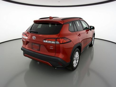 Certified 2022 Toyota Corolla Cross LE image 39