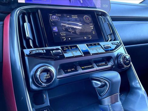Used 2024 Lexus LX 600 F Sport image 34