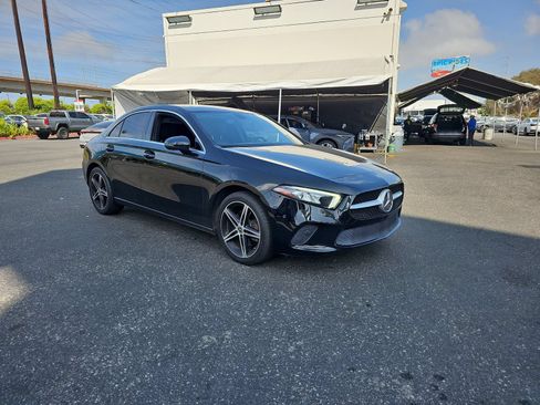 Used 2019 Mercedes-Benz A 220 image 3