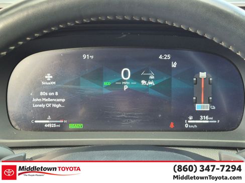 Certified 2025 Toyota Crown Signia AWD/4WD image 21