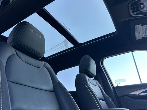 Used 2024 Chevrolet TrailBlazer ACTIV w/ Convenience Package image 20