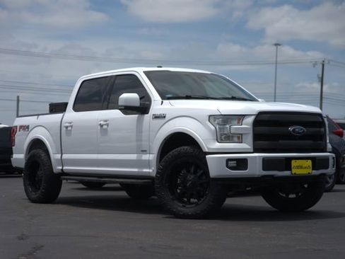 Used 2017 Ford F150 Lariat w/ Equipment Group 502A Luxury AWD/4WD image 2