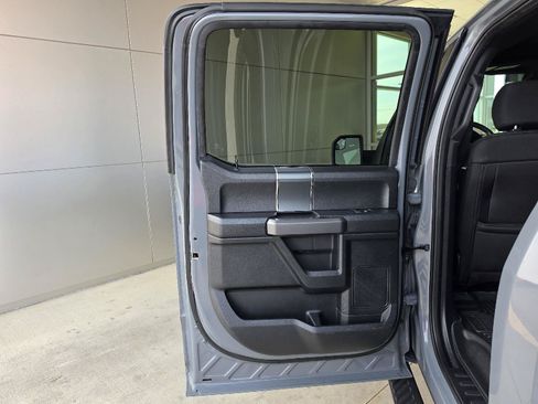 Used 2020 Ford F150 XLT w/ Equipment Group 302A Luxury AWD/4WD image 16