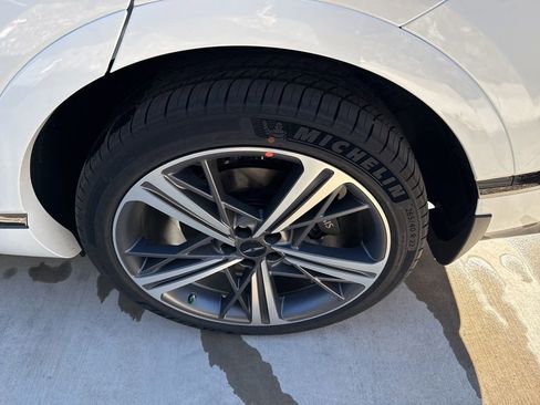 New 2026 Genesis GV80 3.5T e-SC image 8