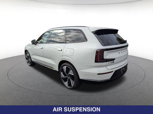 New 2025 Volvo EX90 Ultra w/ Protection Package Premier AWD/4WD image 6