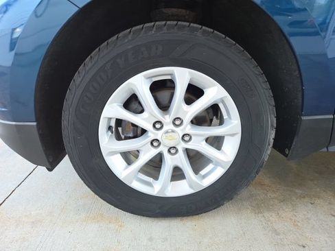 Used 2020 Chevrolet Equinox LT w/ Driver Convenience Package AWD/4WD image 64
