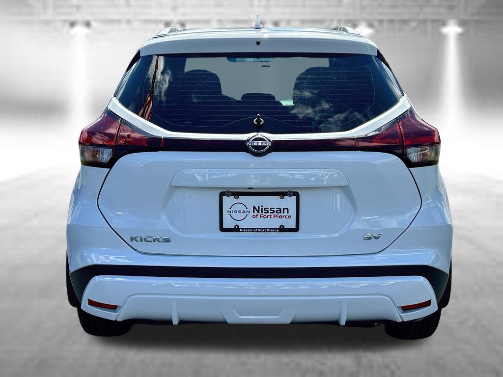 Certified 2024 Nissan Kicks SV FWD image 8