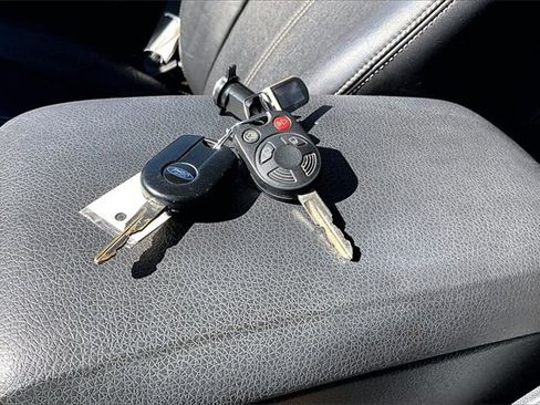 Used 2010 Ford Edge Limited image 34