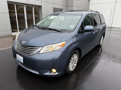 Used 2014 Toyota Sienna XLE w/ Entertainment Package