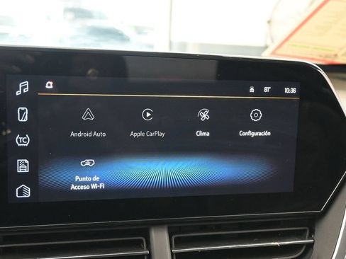 Used 2024 Chevrolet Trax LT FWD image 18