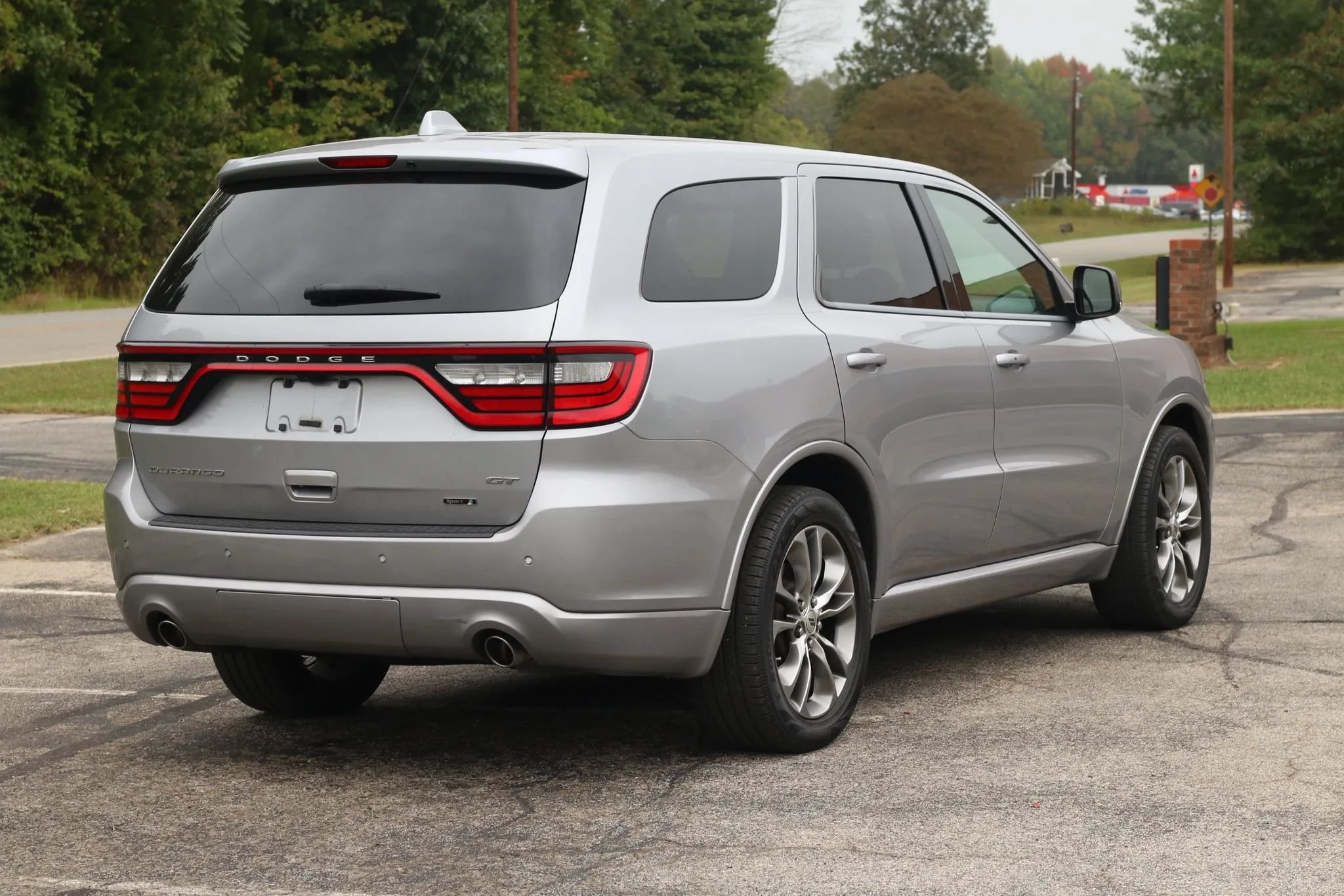 Used 2020 Dodge Durango GT RWD image 4