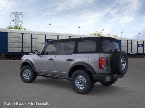 New 2025 Ford Bronco 4-Door image 4