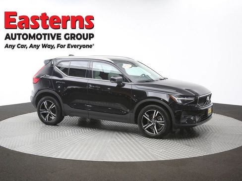 Used 2023 Volvo XC40 B5 Plus AWD/4WD image 48