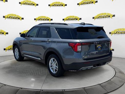 Certified 2025 Ford Explorer Active w/ Active Comfort Package RWD image 3