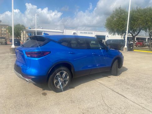 New 2026 Chevrolet Blazer LT w/ LPO, Floor Liner Package FWD image 7